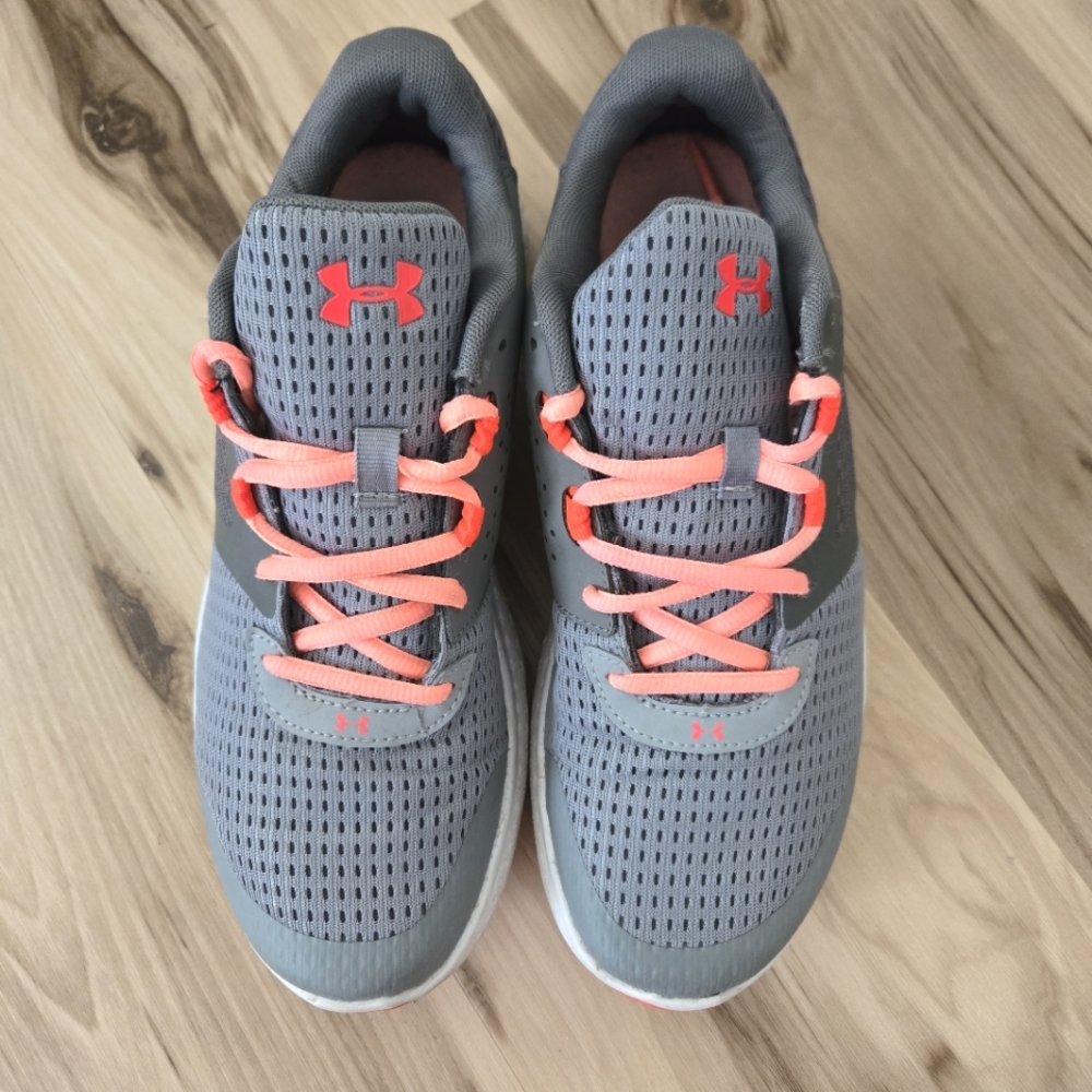 Under Armour Sneakers Women's Size 8.5 - Picture 3 of 10